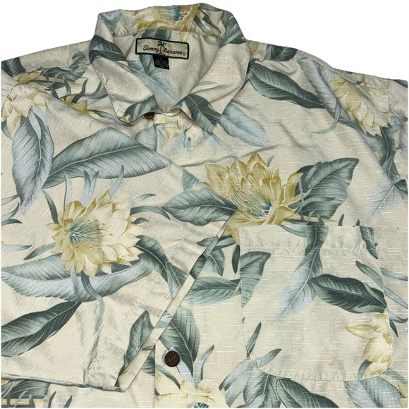 Tammy Bahama Men's 100% Silk Button Up Short Sleeve, Flower Leafy Pattern, XL‎ - Picture 2 of 9